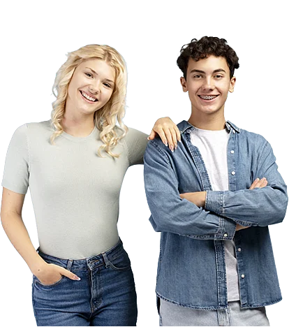 Zwei Studierende nebeneinander