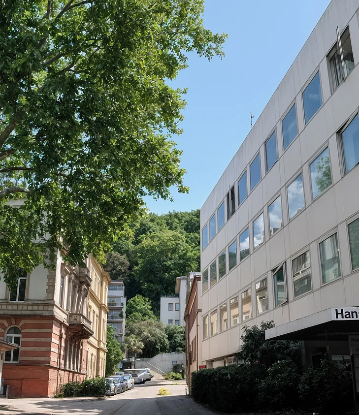 Gebäude: Außenansicht Hans-Böckler-Straße